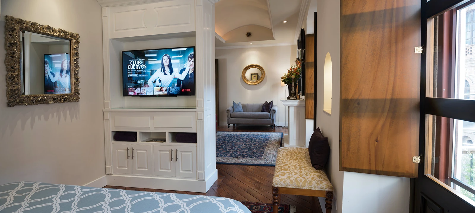 Las Agustinas suite, photograph 4