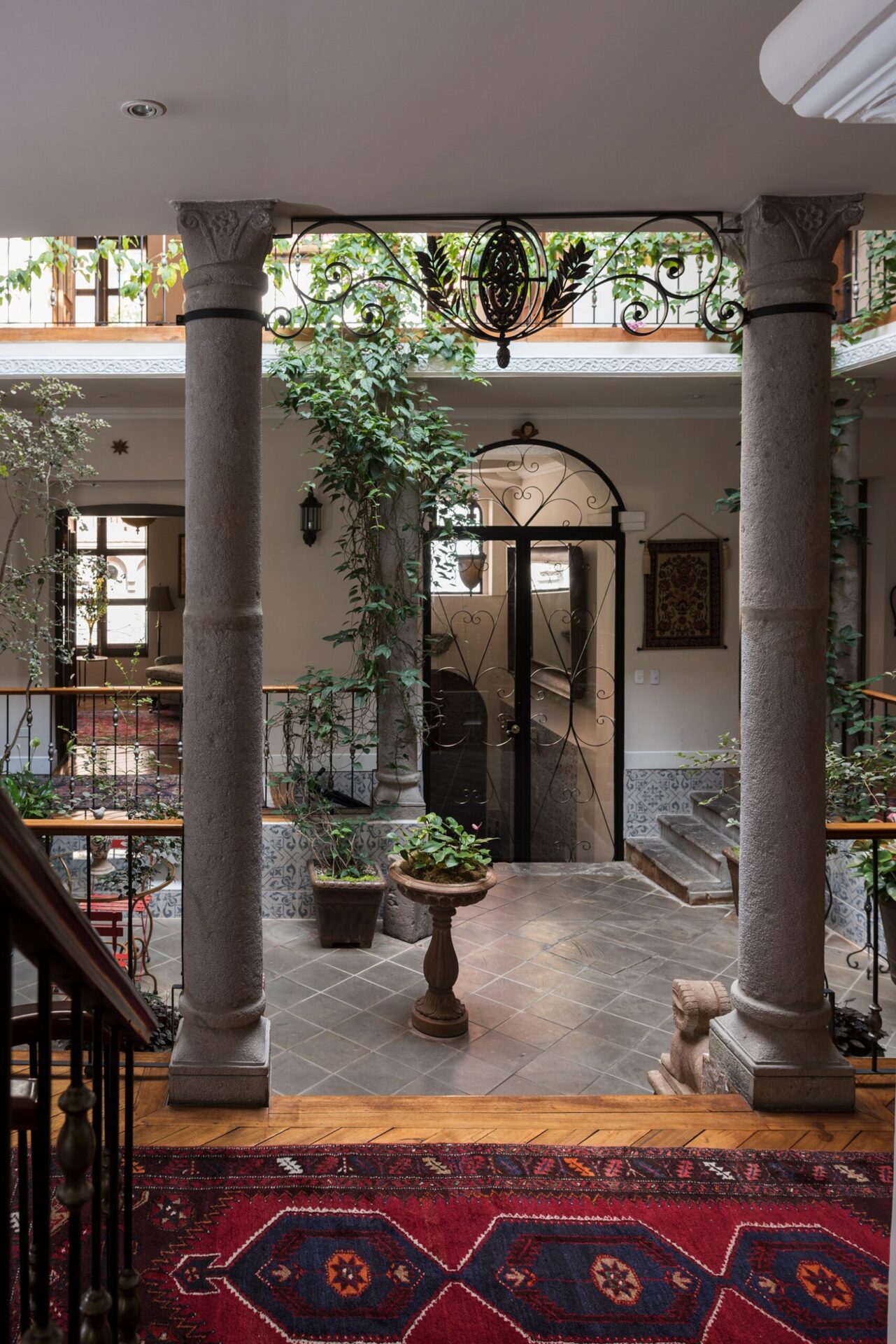 View of the courtyard with columns, facing the front door